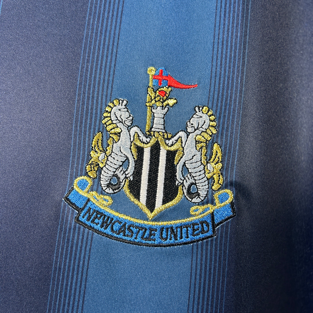 Newcastle United 2005-2006 UDEBANE TRØJE