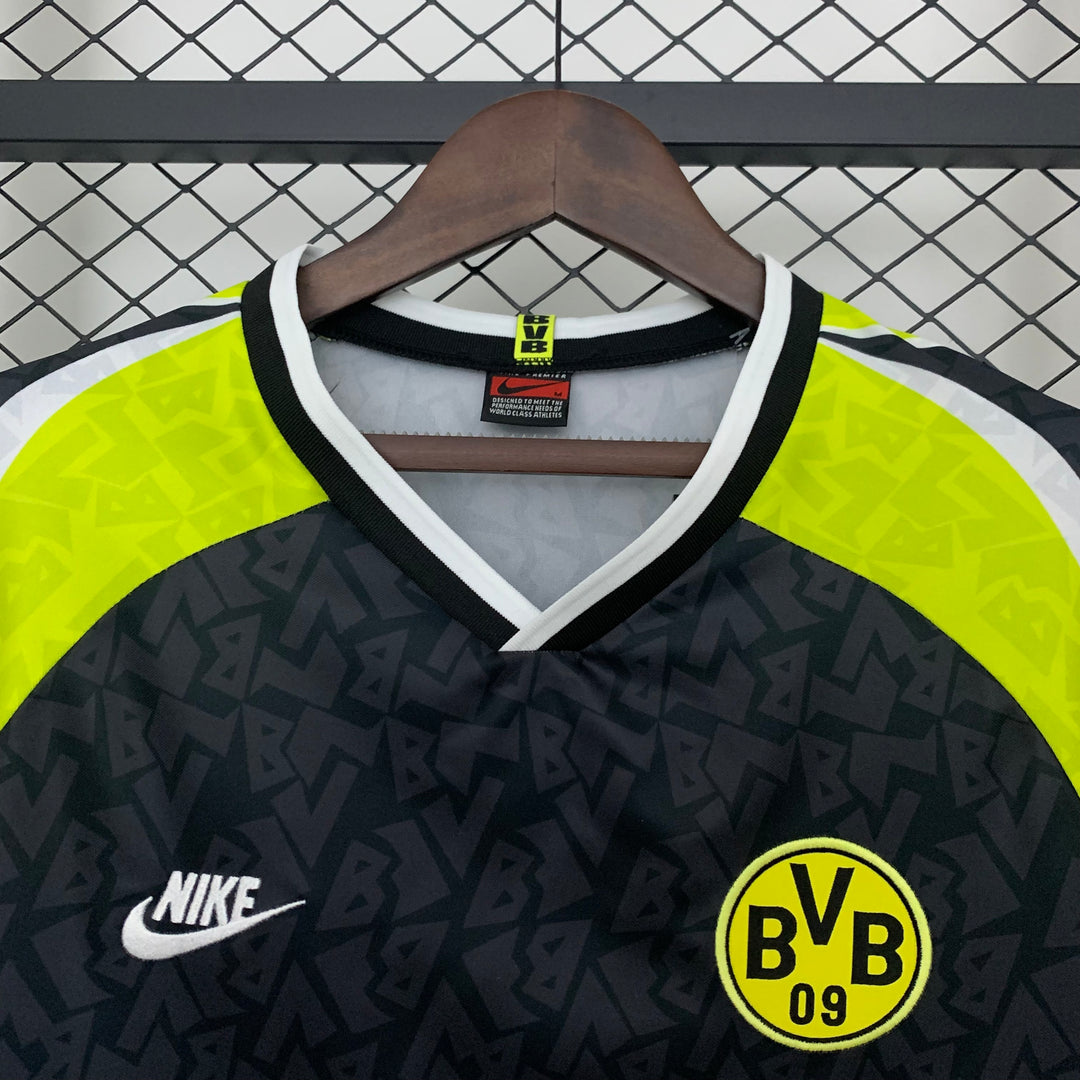 BORUSSIA DORTMUND 1995 –1996 UDEBANE TRØJE