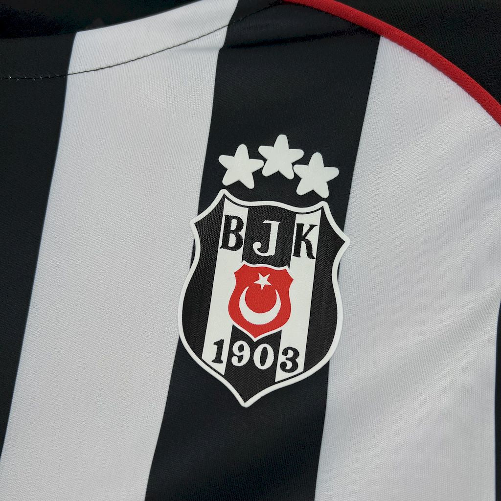 Beşiktaş JK 2025–2026 UDEBANE TRØJE