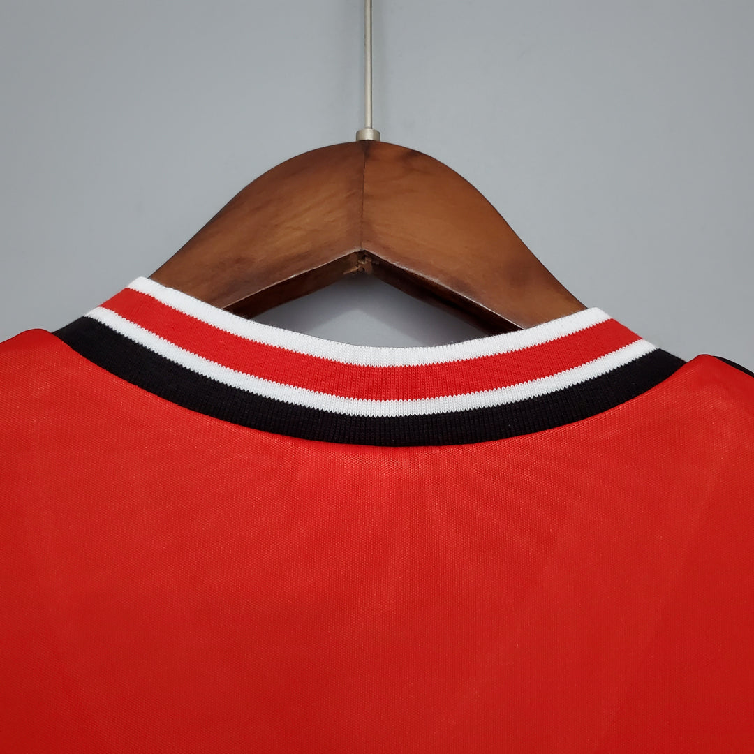 MANCHESTER UNITED 1985 - 1986 HJEMME TRØJE