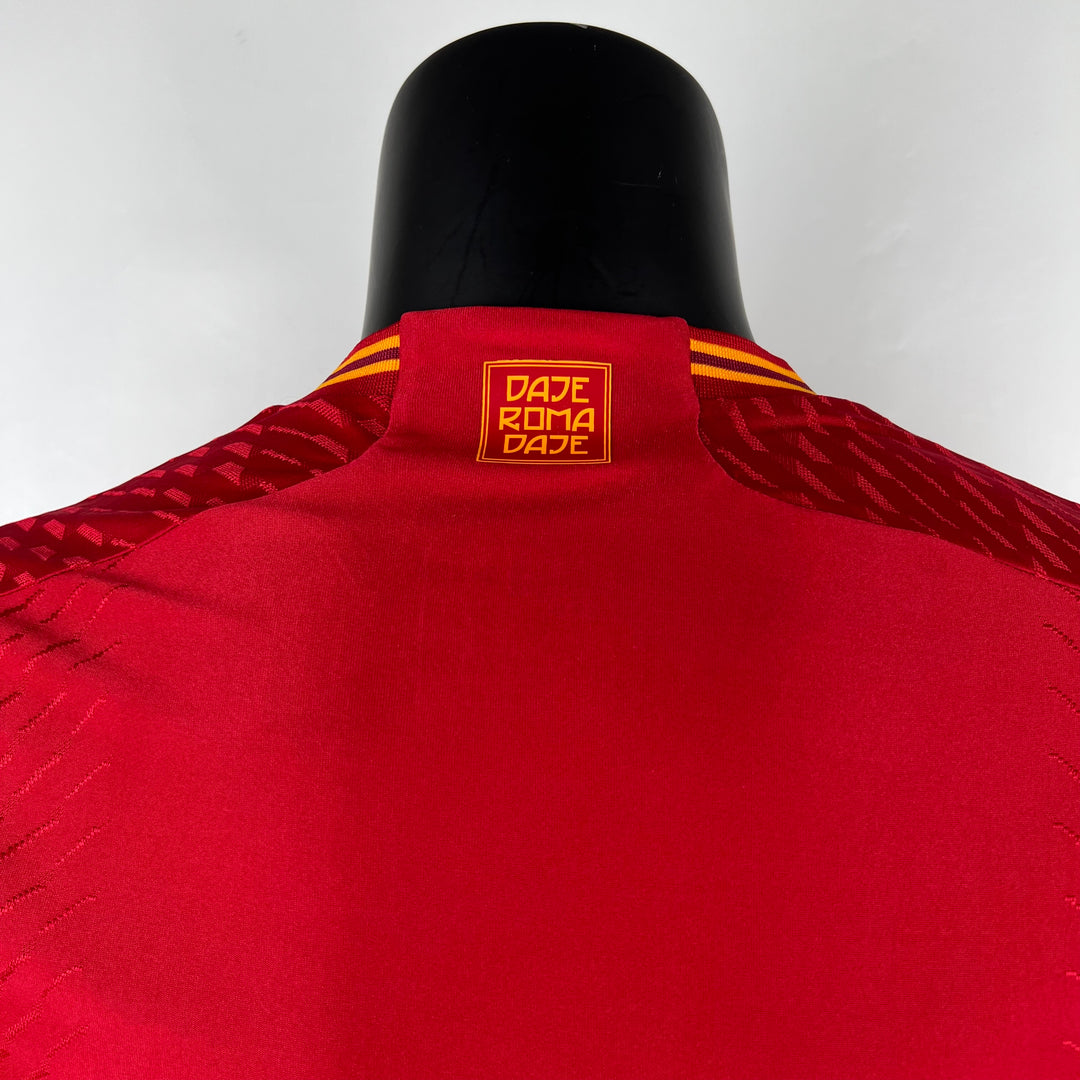 AS ROMA 2023 - 2024 HJEMME TRØJE PLAYER EDITION