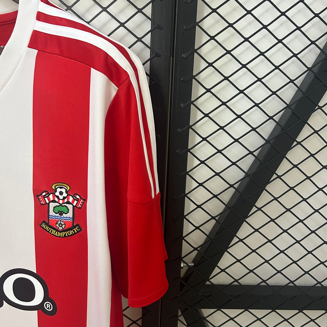 SOUTHAMPTON FC 2015-2016 HJEMME TRØJE