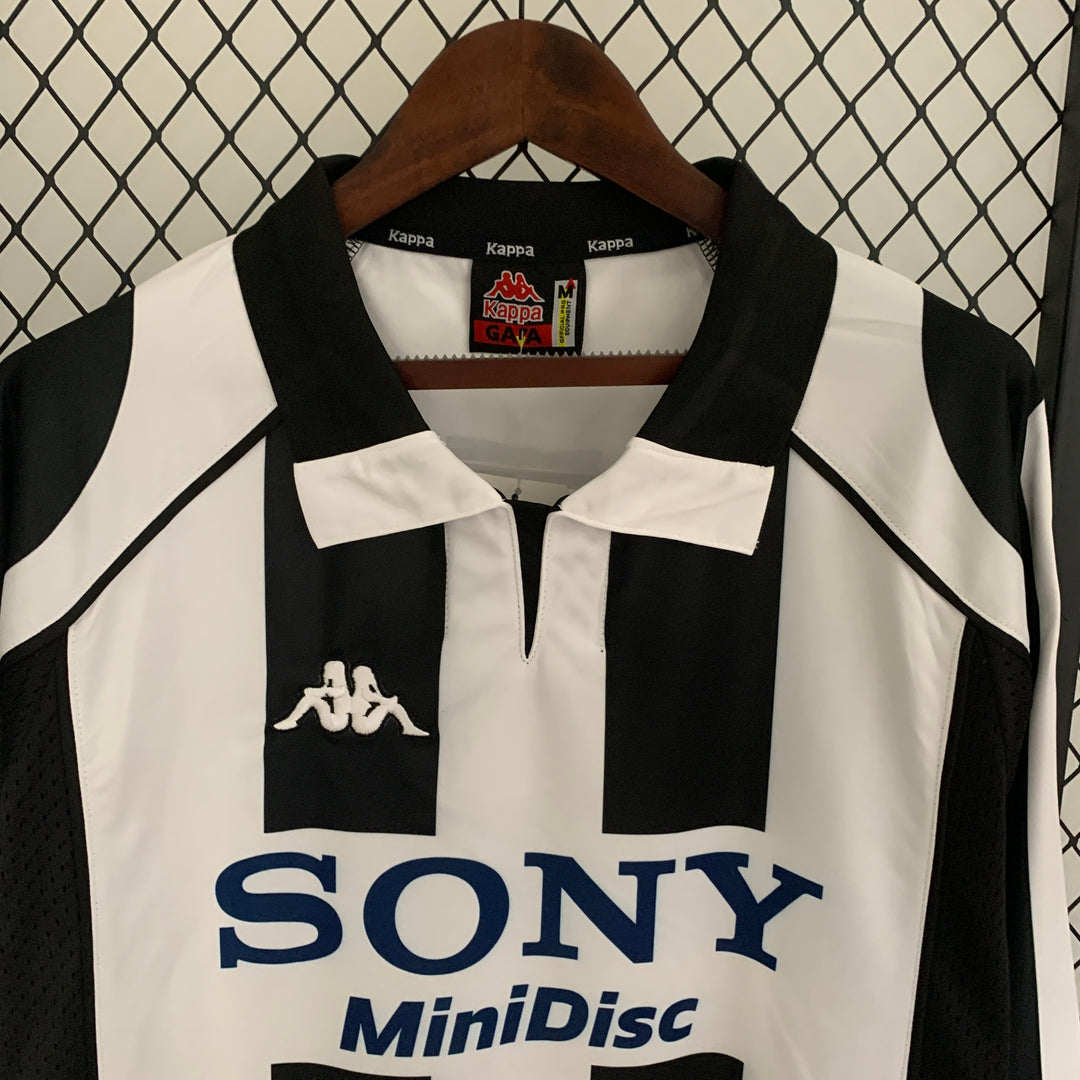 JUVENTUS 1997 - 1998 HJEMME TRØJE LANGÆRMET