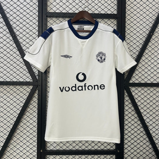 MANCHESTER UNITED 2000-2001 UDEBANE TRØJE
