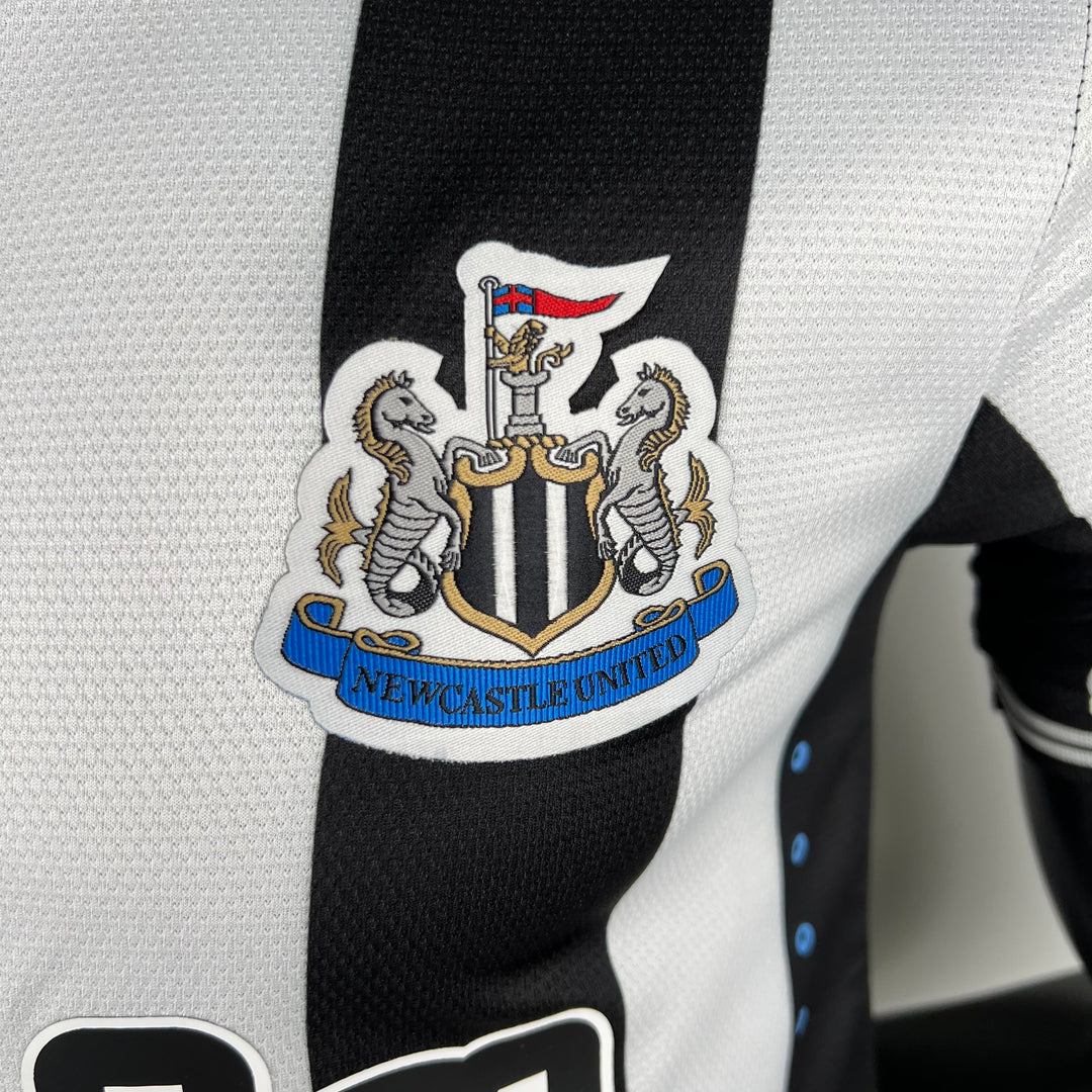 NEWCASTLE 2023 - 2024 HJEMME TRØJE PLAYER EDITION