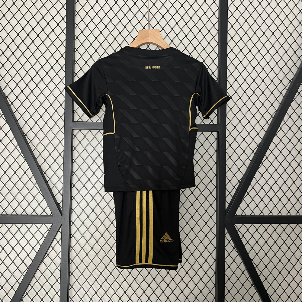 REAL MADRID 2011 - 2012 UDEBANE TRØJE FOR BØRN