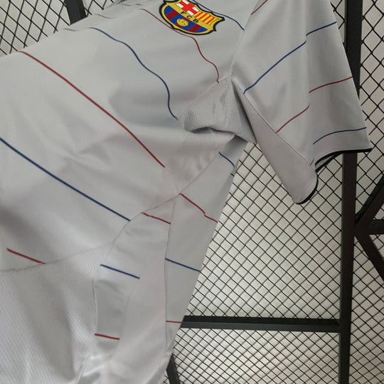 BARCELONA 2003 - 2004 UDEBANE TRØJE