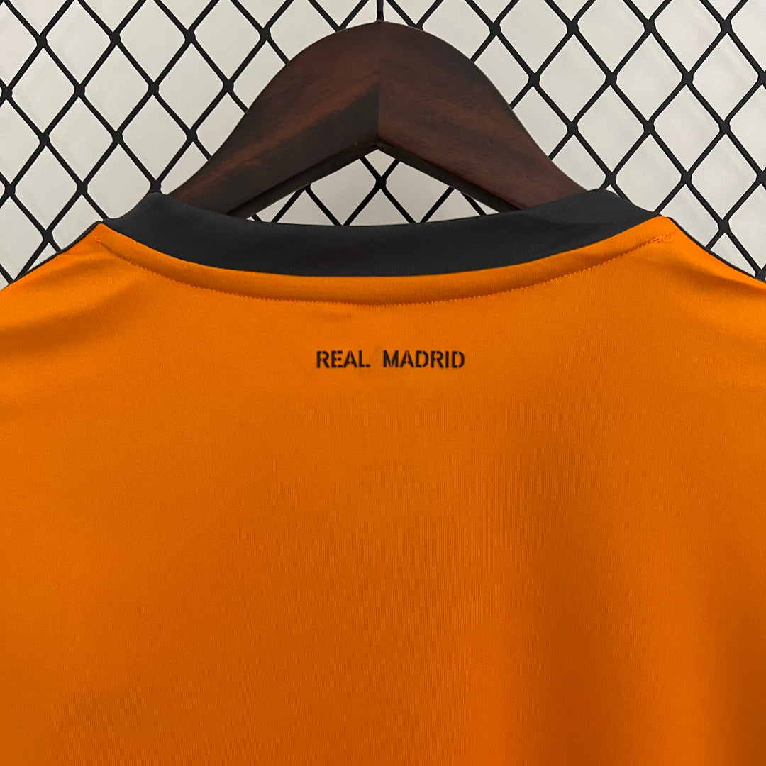 REAL MADRID 2013 - 2014 TREDJE TRØJE