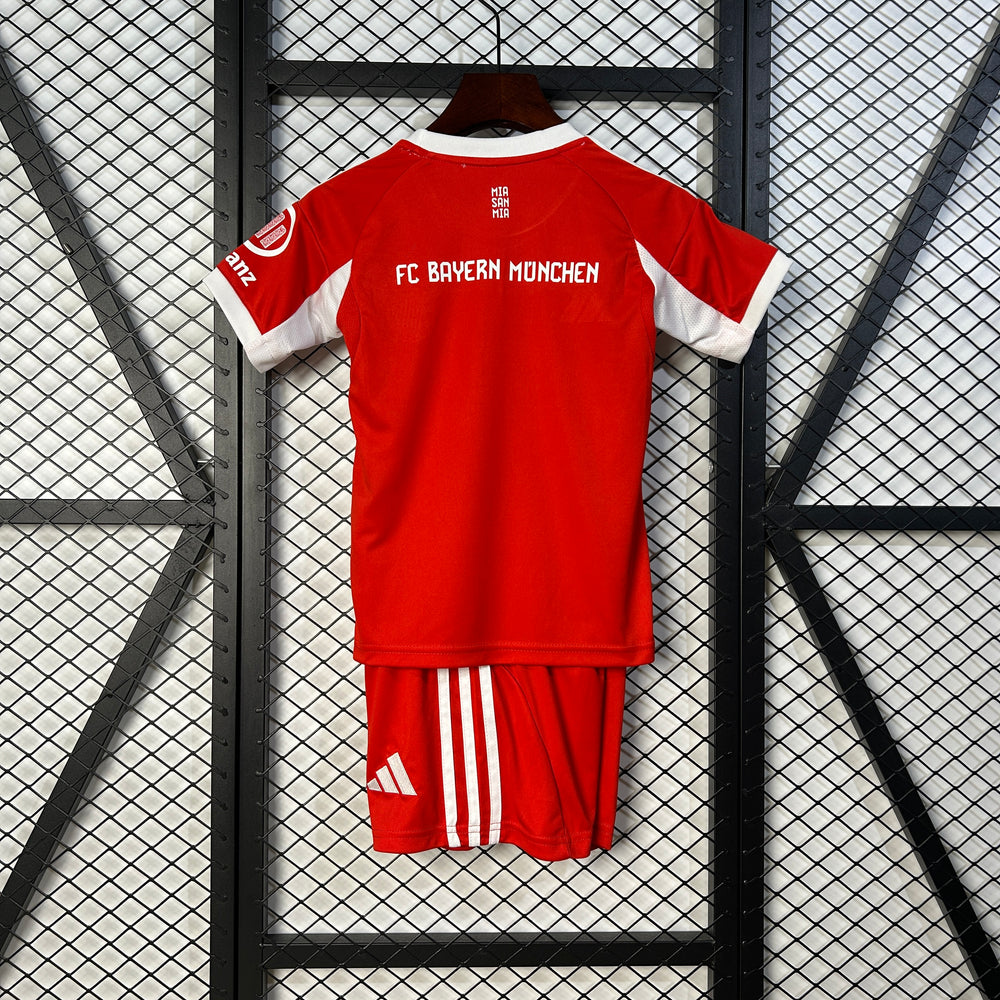 BAYERN MUNICH 2025–2026 HJEMME TRØJE FOR BØRN