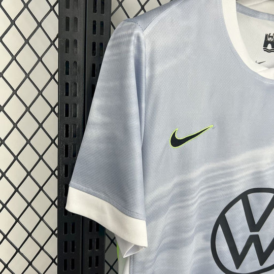 VfL Wolfsburg 2025-2026 UDEBANE TRØJE