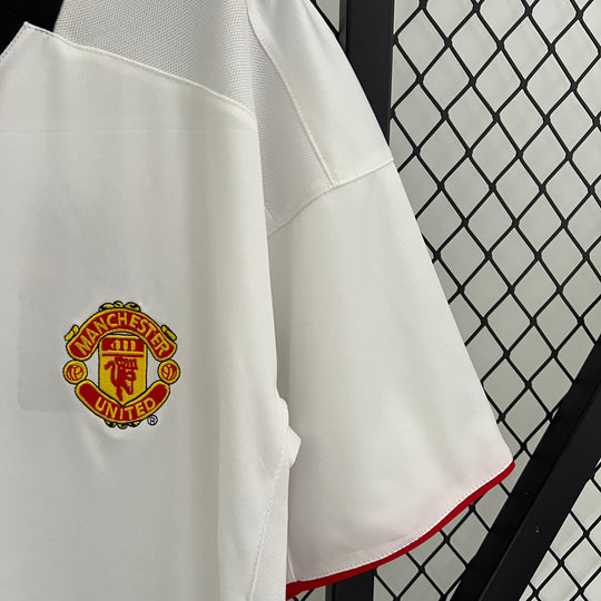 MANCHESTER UNITED 2002 - 2003 UDEBANE TRØJE