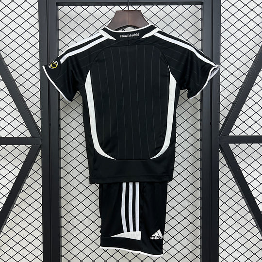 REAL MADRID 2006 - 2007 UDEBANE TRØJE FOR BØRN