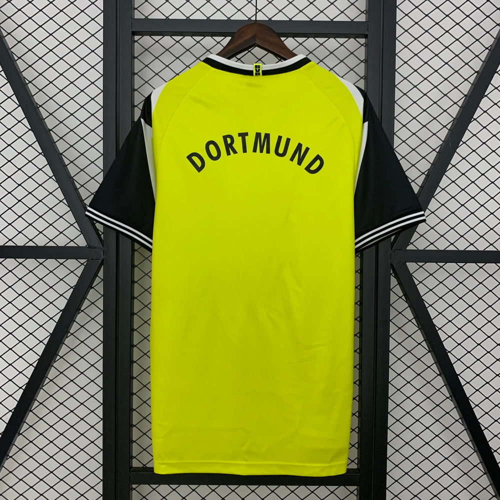 BORUSSIA DORTMUND 1995 –1996 HJEMME TRØJE