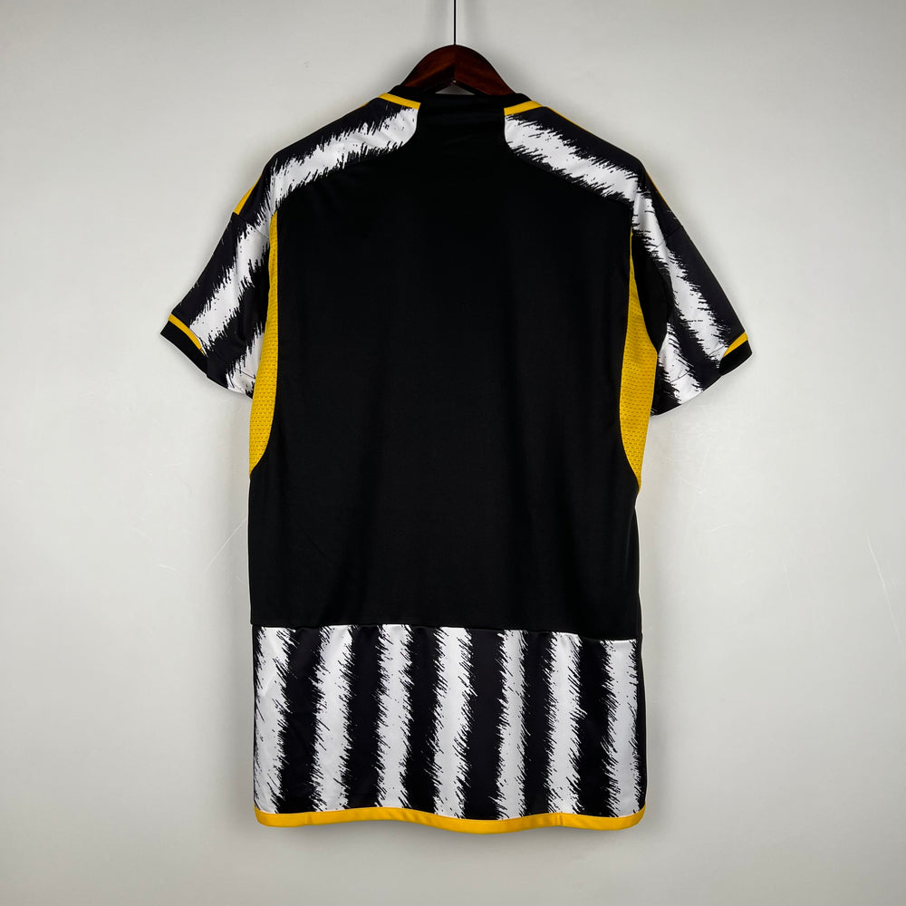JUVENTUS 2023 - 2024 HJEMME TRØJE