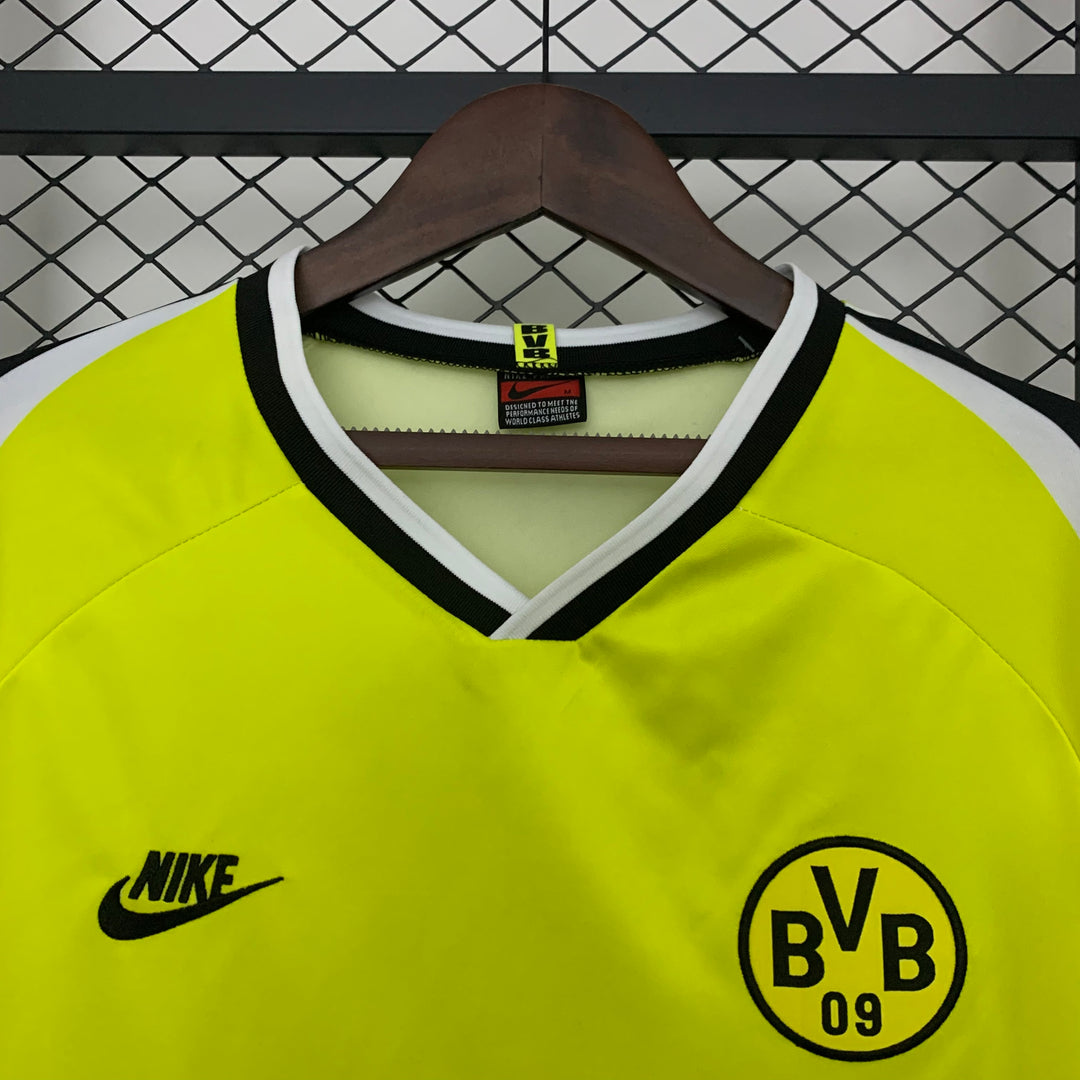 BORUSSIA DORTMUND 1995 –1996 HJEMME TRØJE