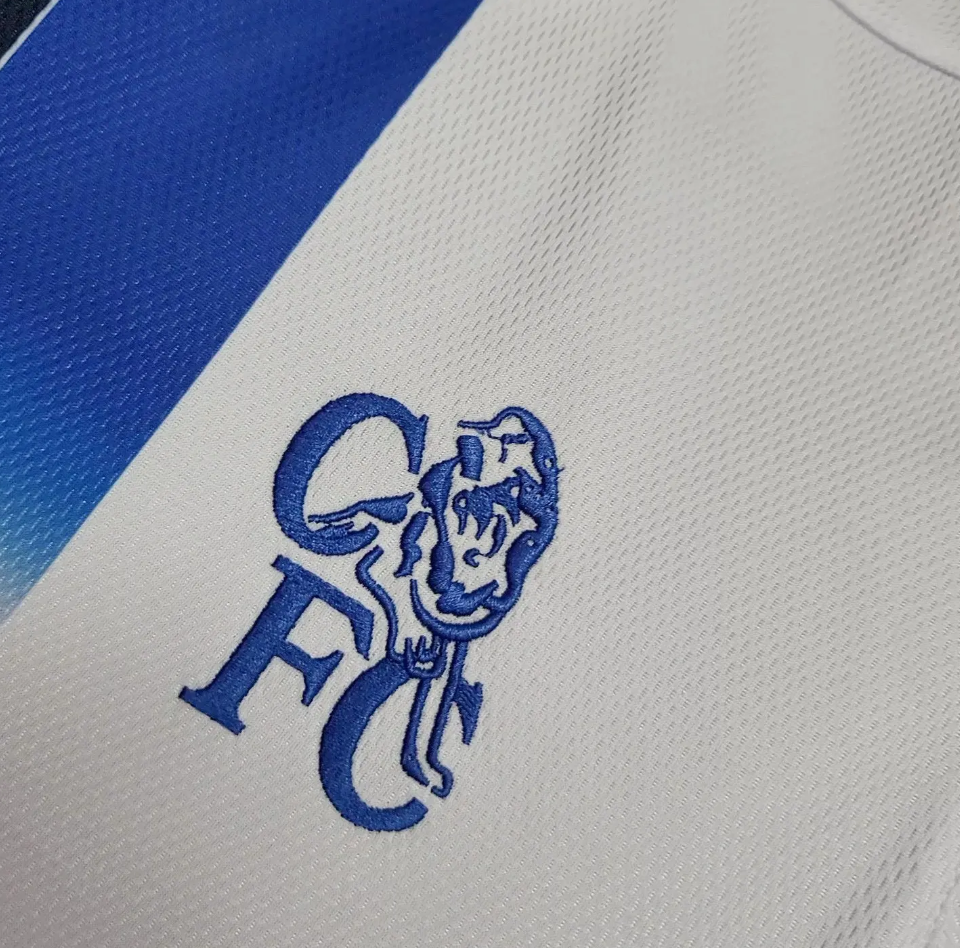 CHELSEA 2003 - 2004 UDEBANE TRØJE