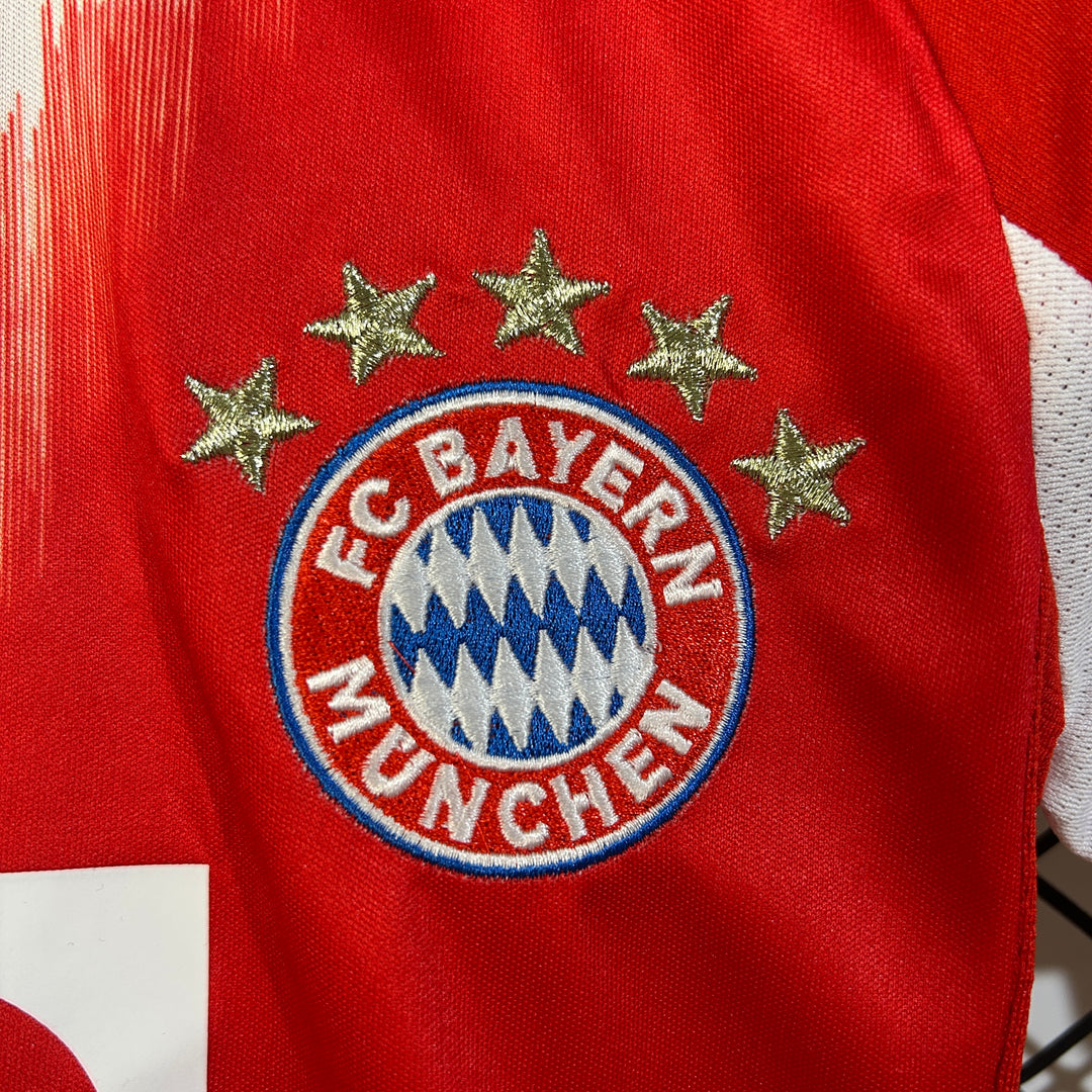BAYERN MUNICH 2025–2026 HJEMME TRØJE FOR BØRN
