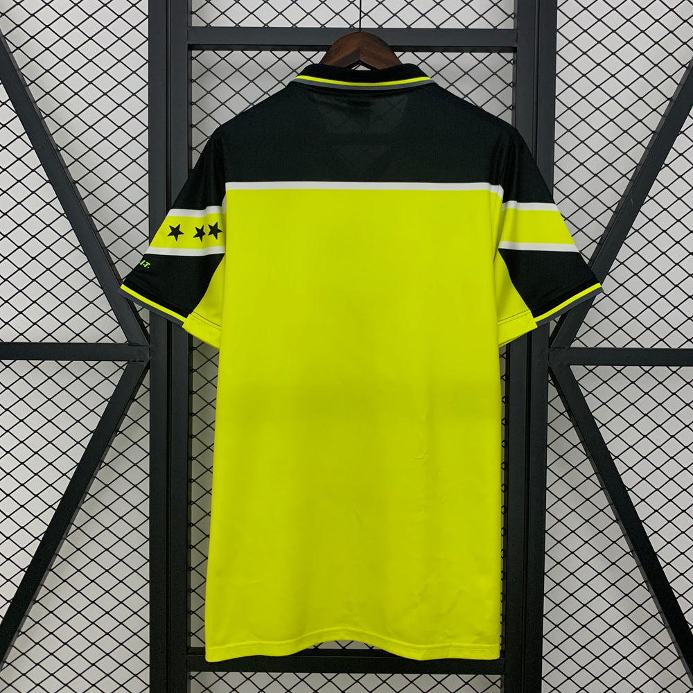 BORUSSIA DORTMUND 1996–1997 HJEMME TRØJE