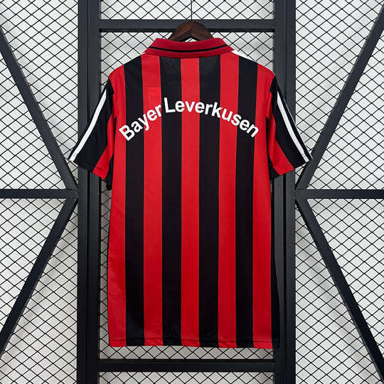BAYER 04 LEVERKUSEN 2001–2002 HJEMME TRØJE