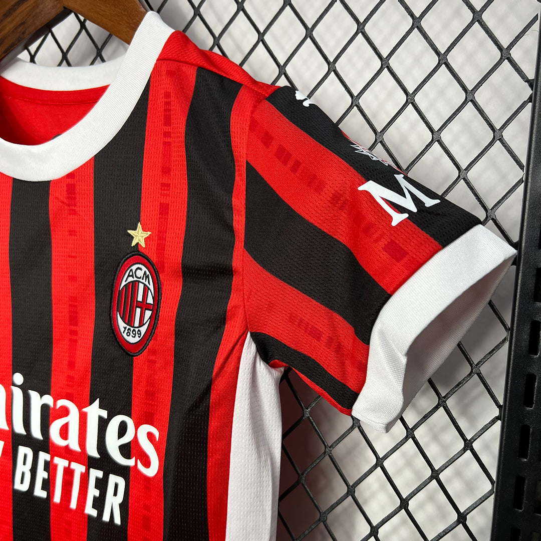 AC MILAN 2024 - 2025 HJEMME TRØJE FOR BØRN