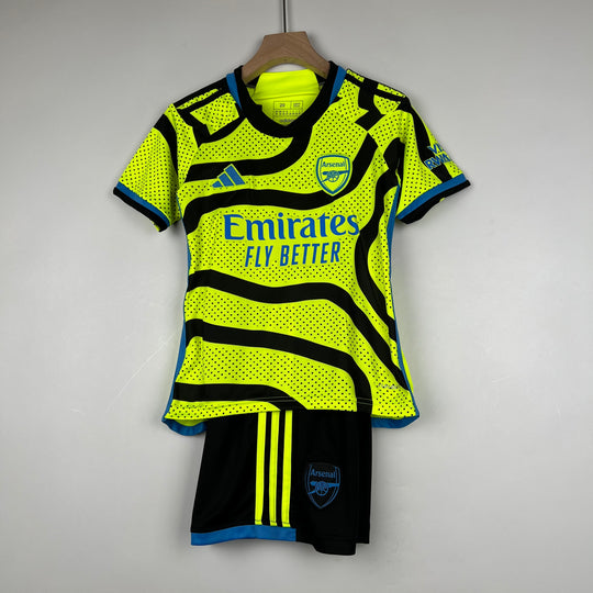ARSENAL 2023 - 2024 UDEBANE TRØJE FOR BØRN
