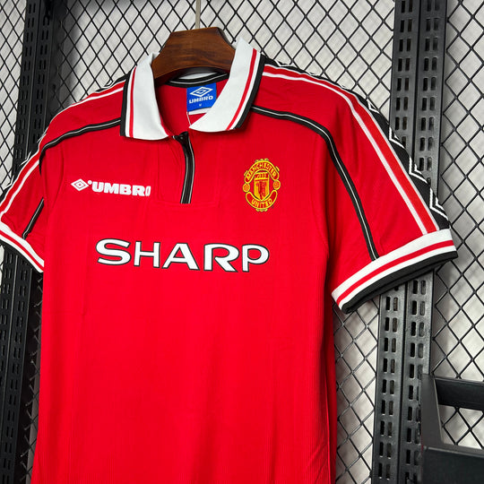 MANCHESTER UNITED 1998 - 1999 HJEMME TRØJE
