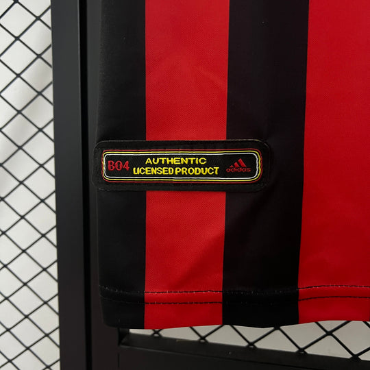 BAYER 04 LEVERKUSEN 2001–2002 HJEMME TRØJE