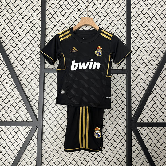 REAL MADRID 2011 - 2012 UDEBANE TRØJE FOR BØRN