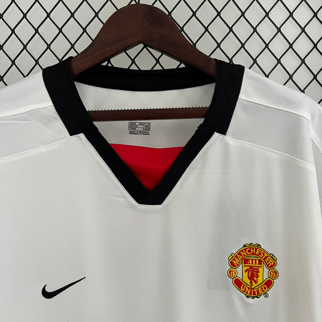 MANCHESTER UNITED 2002 - 2003 UDEBANE TRØJE