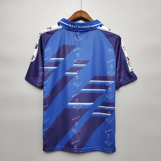REAL MADRID 1995 - 1996 UDEBANE TRØJE