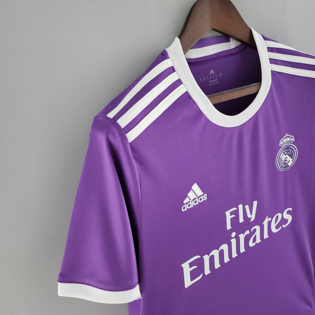 REAL MADRID 2016 - 2017 UDEBANE TRØJE