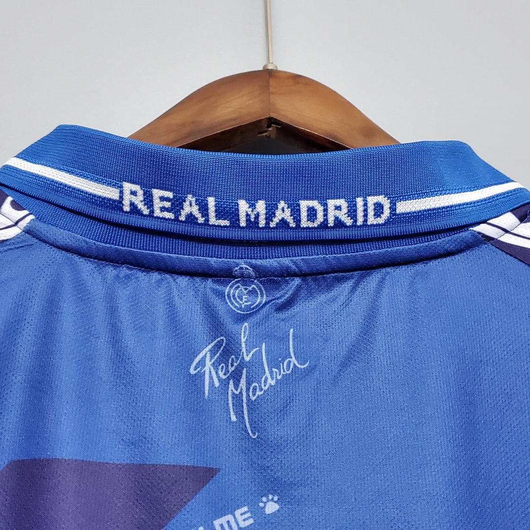 REAL MADRID 1995 - 1996 UDEBANE TRØJE