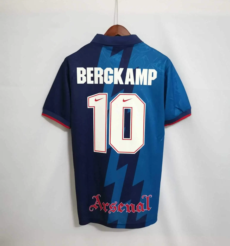 ARSENAL 1995 - 1996 UDEBANE TRØJE