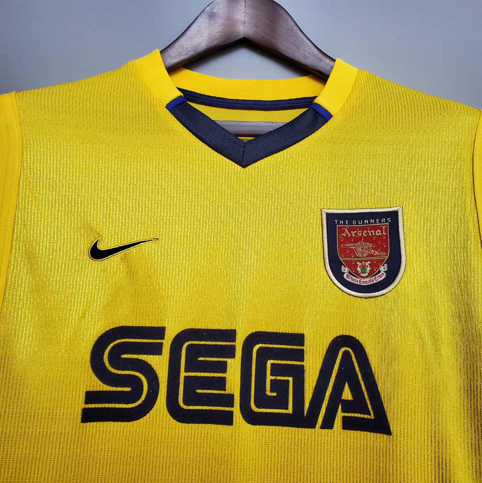 ARSENAL 1999 - 2000 UDEBANE TRØJE
