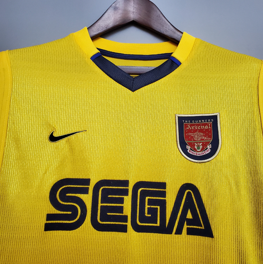 ARSENAL 1999 - 2000 UDEBANE TRØJE
