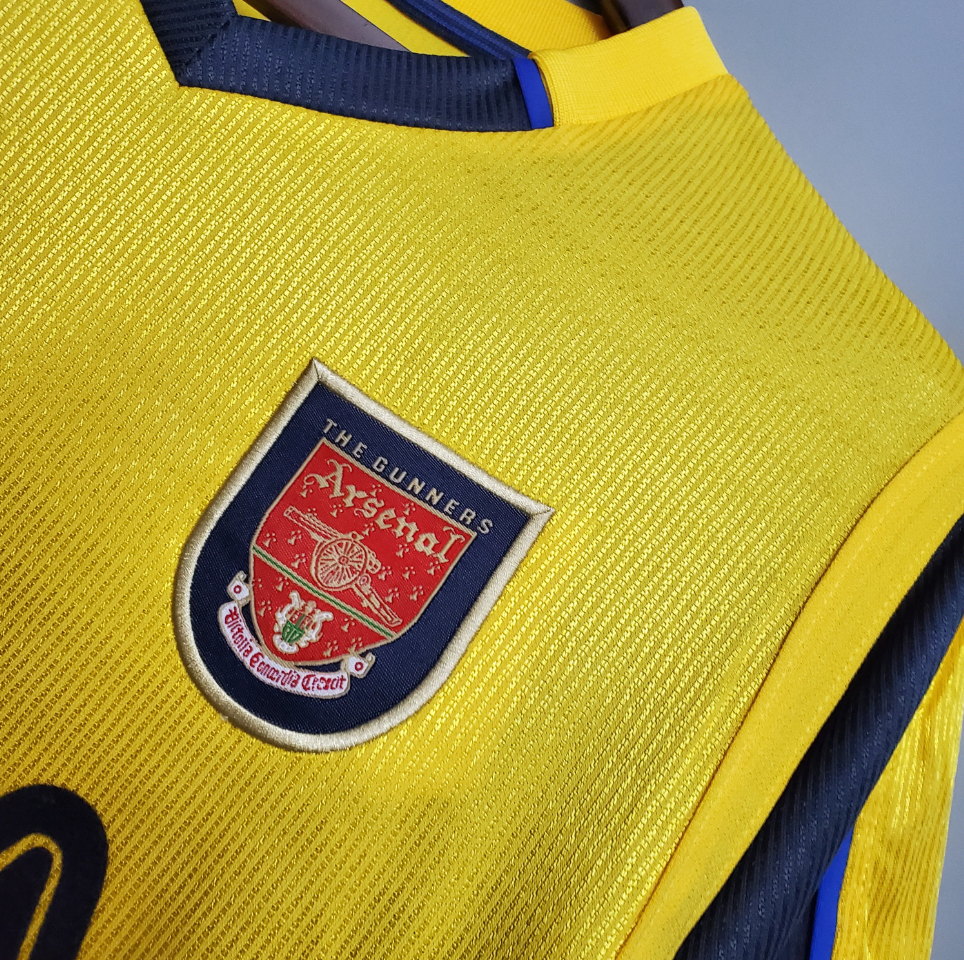 ARSENAL 1999 - 2000 UDEBANE TRØJE