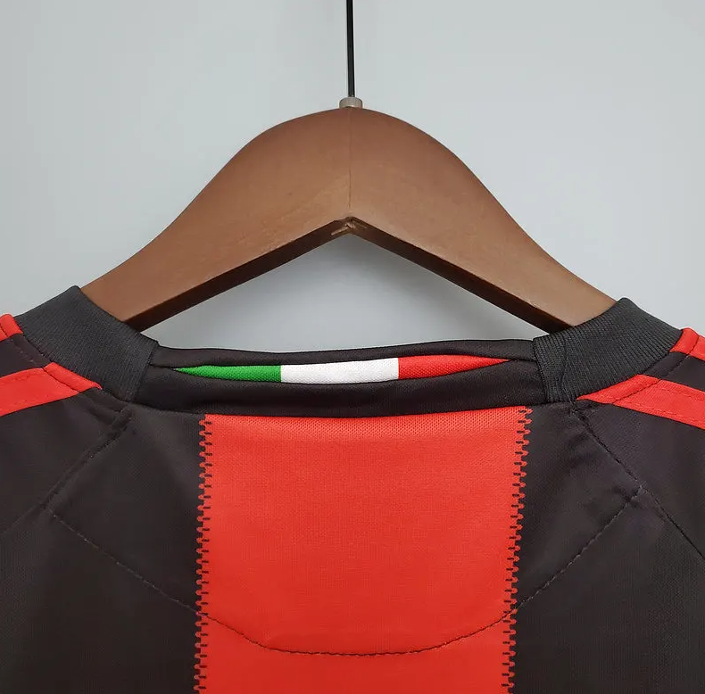 AC MILAN 2010 - 2011 HJEMME TRØJE