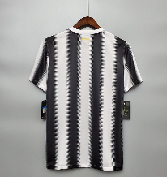 JUVENTUS 2010 - 2011 HJEMME TRØJE