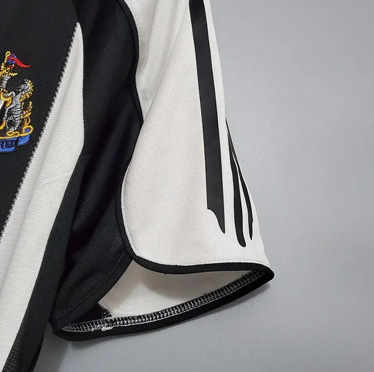 NEWCASTLE 2005 - 2006 HJEMME TRØJE