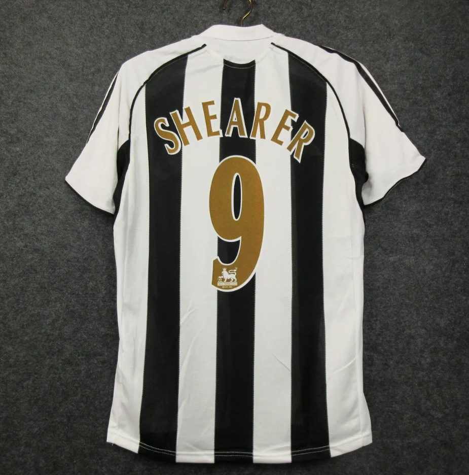 NEWCASTLE 2005 - 2006 HJEMME TRØJE