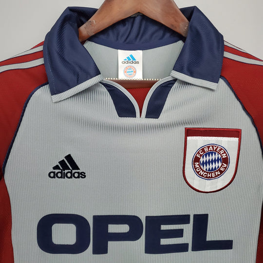 BAYERN MUNICH 1998 - 1999 UDEBANE TRØJE